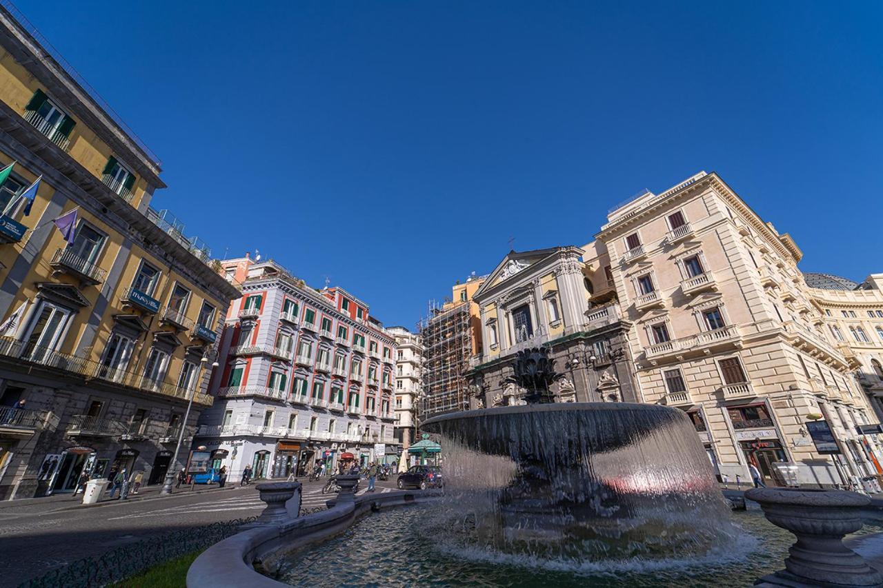 Royal H Umberto I, Napoli Centro, By Clapa Group Hotel Екстериор снимка